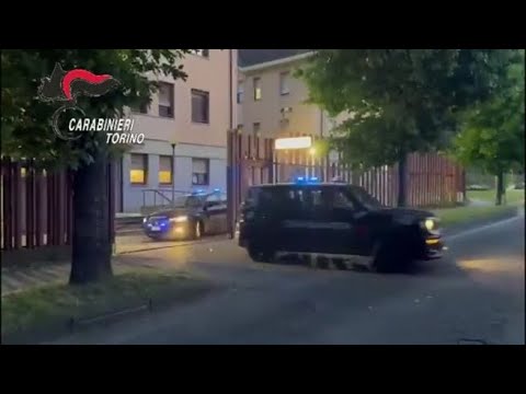 Diciassettenne aggredito sul treno regionale Torino-Bardonecchia: fermati quattro sedicenni