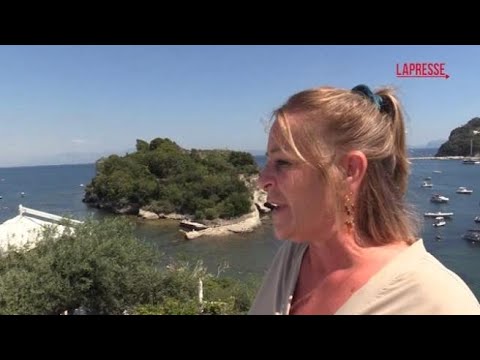 Sisma Campi Flegrei, una testimone: «Tanto spavento tra bagnanti e residenti»