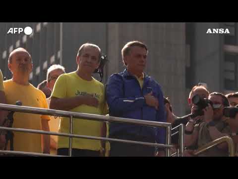 Brasile, nuova manifestazione a sostegno di Bolsonaro