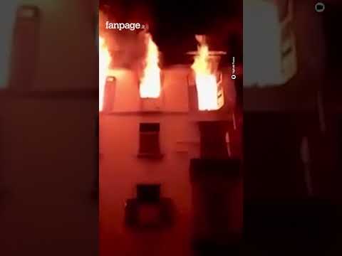 Si lancia dal quarto piano per sfuggire a un incendio a Milano e muore, sentito il convivente: c’è s