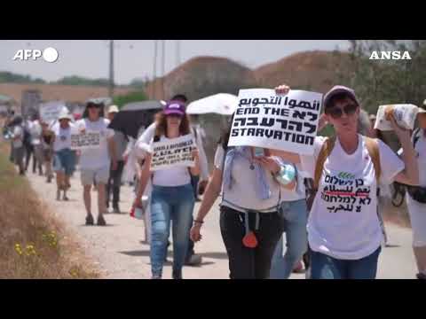 Gaza, cittadini israeliani protestano contro la guerra