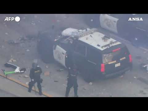 Los Angeles, ancora scontri fra polizia e manifestanti