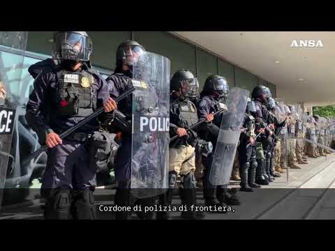 Torna a Los Angeles la protesta contro i raid anti migranti
