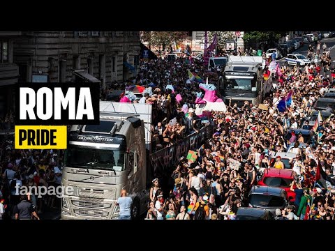 Roma Pride 2025, l’orgoglio LGBTQIA+ tinge con i colori dell’arcobaleno le strade della Capitale