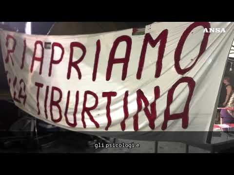 Zerocalcare: “La chiusura dei presidi sanitari lascia indietro tante persone”