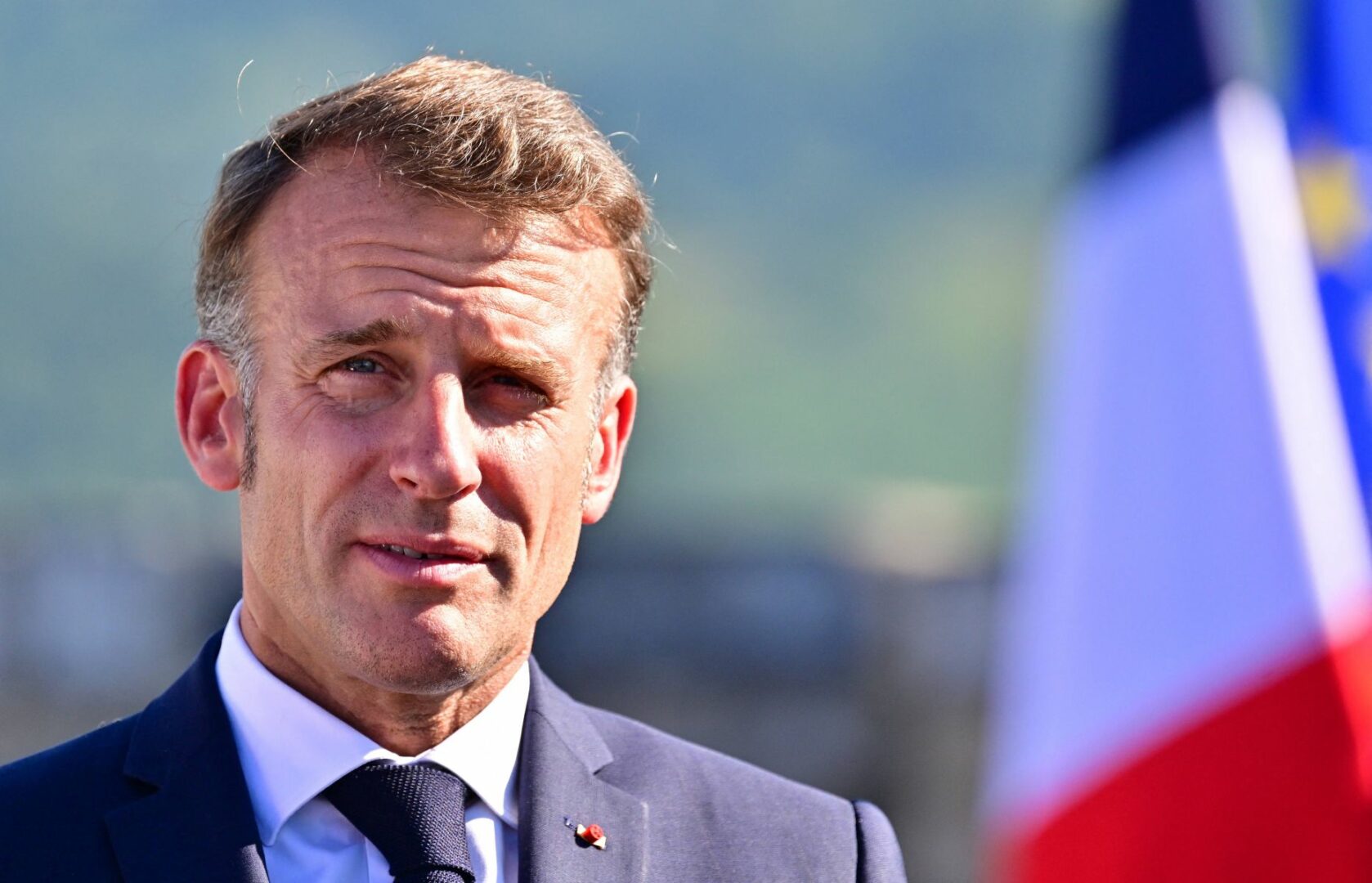 Macron “La Francia riconoscerà lo Stato Palestinese”. Netanyahu “Decisione che premia il terrore”
