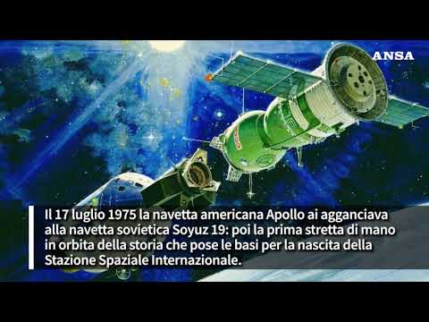 Apollo-Soyuz, 50 anni fa la prima stretta di mano in orbita tra Usa e Urss