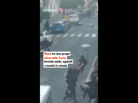 Rissa tra due gruppi ultras della Turris: lanciate sedie, sgabelli e tavolini in strada