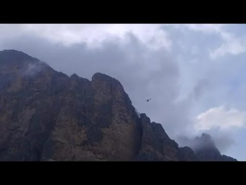 Il salvataggio di tre alpinisti bloccati sulla Tofana