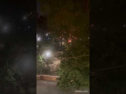 Rogo all’Esquilino, a fuoco il chiosco bar nei giardini Calipari c’è l’ipotesi dolo #shorts #news