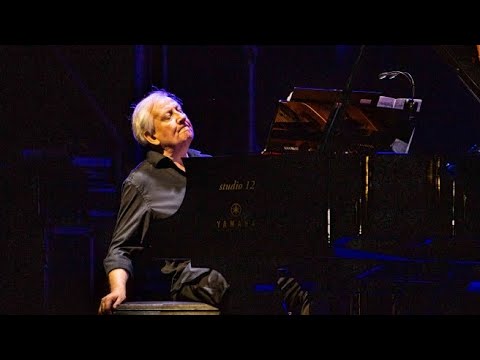 Wim Mertens, il poeta del minimalismo in concerto per piano solo alla Casa del Jazz
