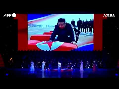 Kim in lacrime per i soldati morti nella guerra in Ucraina