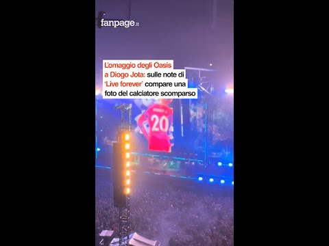 L’omaggio degli Oasis a Diogo Jota, sulle note di ‘Live forever’