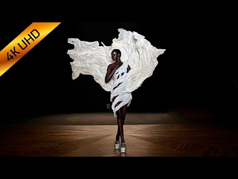 Iris van Herpen | Haute Couture Fall Winter 2025/2026 | Paris