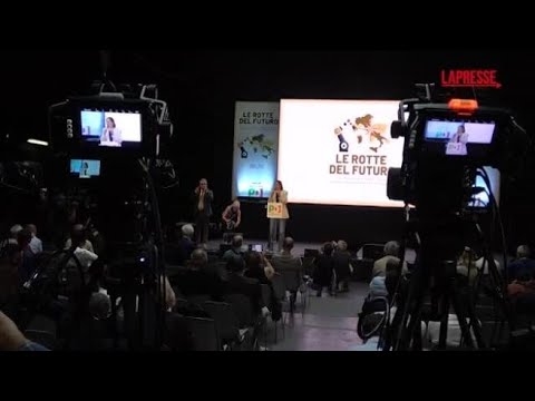 Dazi, Schlein: «Meloni ora si faccia sentire»