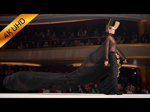 Stephane Rolland | Haute Couture Fall Winter 2025/2026 | Paris