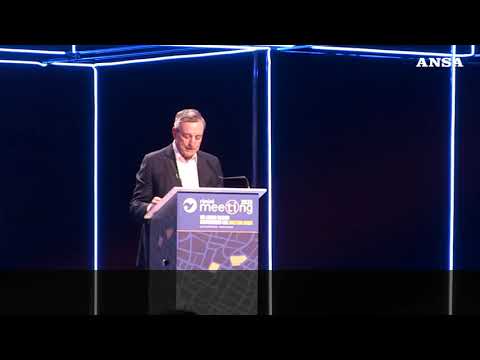 Draghi al Meeting di Rimini: “Paesi Ue a Washington grande segno di unita’, vale molto”