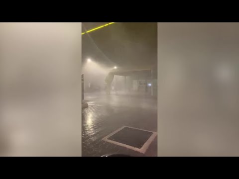 Il video del nubifragio a Rimini: pioggia e raffiche di vento a 100 km l’ora