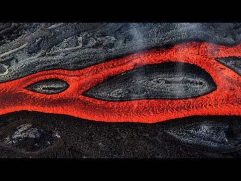 Lo spettacolo mozzafiato delle colate laviche dell’Etna: il video dal drone