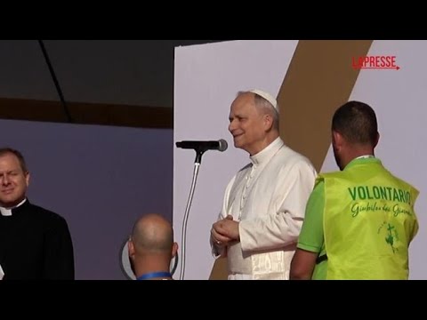 Il saluto di Papa Leone prima della messa finale del Giubileo dei giovani