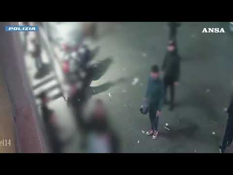 “Brutale aggressione omofoba” in un fast food a Catania, ordinanza per due