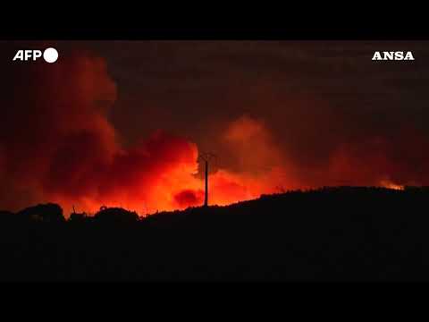 Brucia il sud-ovest della Francia, il piu’ grave incendio dall’inizio dell’estate