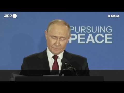 Vertice in Alaska, Putin: “Nostro paese sinceramente interessato a porre fine al conflitto”