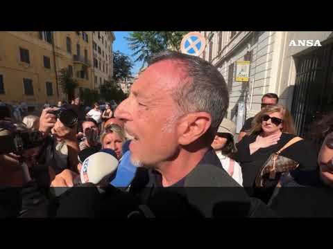 Baudo, Amadeus: “Ha fatto la tv, va ricordato per sempre”