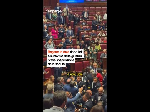 Bagarre in Aula dopo l’ok alla riforma della giustizia, breve sospensione della seduta