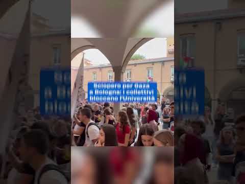 I collettivi universitari bloccano l’Alma Mater di Bologna per lo sciopero per Gaza