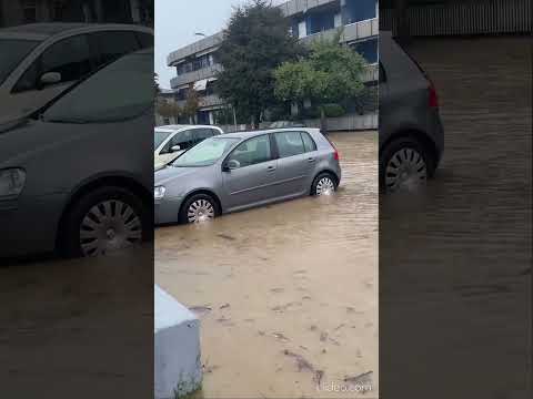 Il Comune di Seveso sott’acqua. I cittadini: «È un disastro» #shorts #news #maltempo