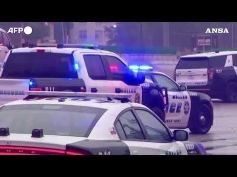 Spara sull’agenzia anti-immigrazione a Dallas, due morti