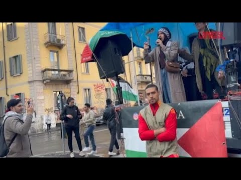 Pro Pal in piazza a Milano, Falastin Dawoud: «7 ottobre palestinesi hanno detto al mondo ci siamo»
