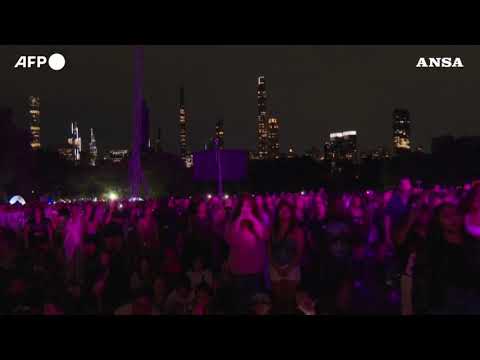 Shakira e Cardi B sul palco del Global Citizen Festival a New York