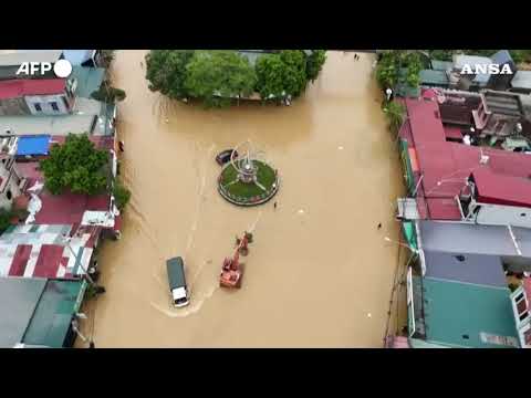 Il tifone Bualoi travolge il Vietnam, morti e dispersi