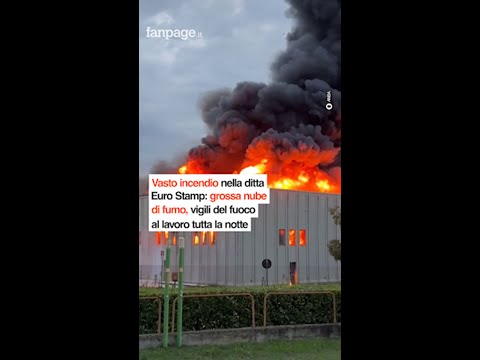 Scoppia un incendio nella ditta Eurostamp a Pianezza, Torino
