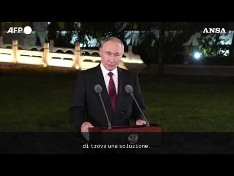 Ucraina, Putin: “spiragli per fine guerra, altrimenti combatteremo”