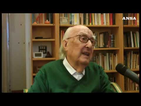 Il ricordo di Camilleri: “Questo non e’ un mondo per vecchi”