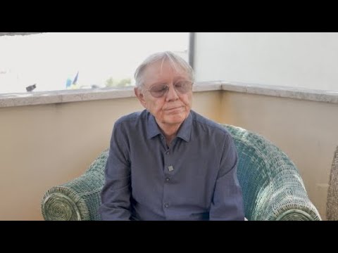 Milo Manara, alla Mostra di Venezia con un docufilm su di lui: «La mia amicizia con Pratt e Fellini»
