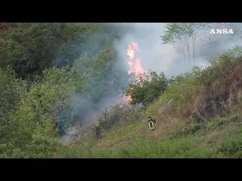 Napoli, esplosione in una fabbrica di fuochi d’artificio: nessuna vittima