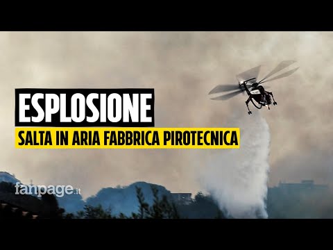 Esplode fabbrica pirotecnica a Napoli: “Credevamo fosse eruttato il vulcano”