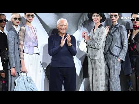 La Milano fashion week nel ricordo di Armani. Debuttano demna da gucci e vitale da versace