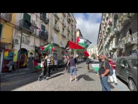 L’ex premier israeliano Olmert a Napoli: protestano i pro Palestina