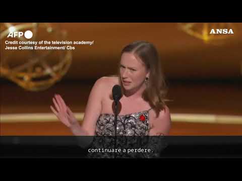 “Free Palestine”, il grido di Hannah Einbinder agli Emmy