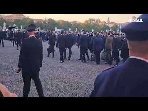 Esplosione nel Veronese, l’uscita delle autorita’ dopo i funerali dei carabinieri