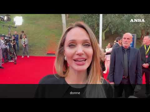 Angelina Jolie alla Festa del cinema di Roma per “Couture”