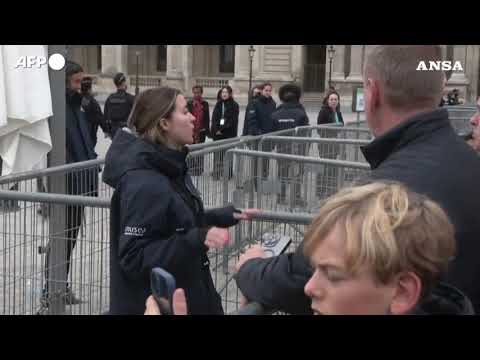 Rapina al Louvre, rubati i gioielli di Napoleone