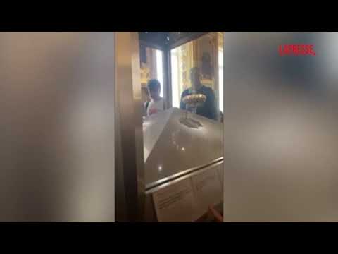 Louvre: così apparivano la corona dell’imperatrice Eugenia e gli altri gioielli prima del furto