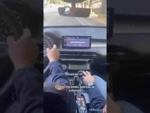 Varese, aggredita dall’ex: l’audio della telefonata della 19enne in lacrime con la polizia #shorts