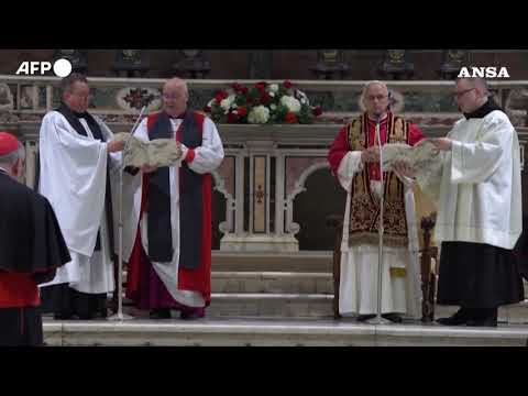 Il Papa e Re Carlo pregano insieme per la prima volta nella loro storia